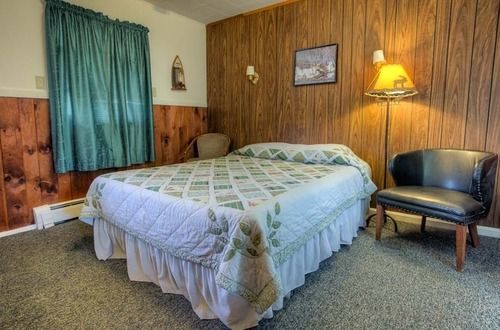Motel In The Meadow Chester Екстериор снимка